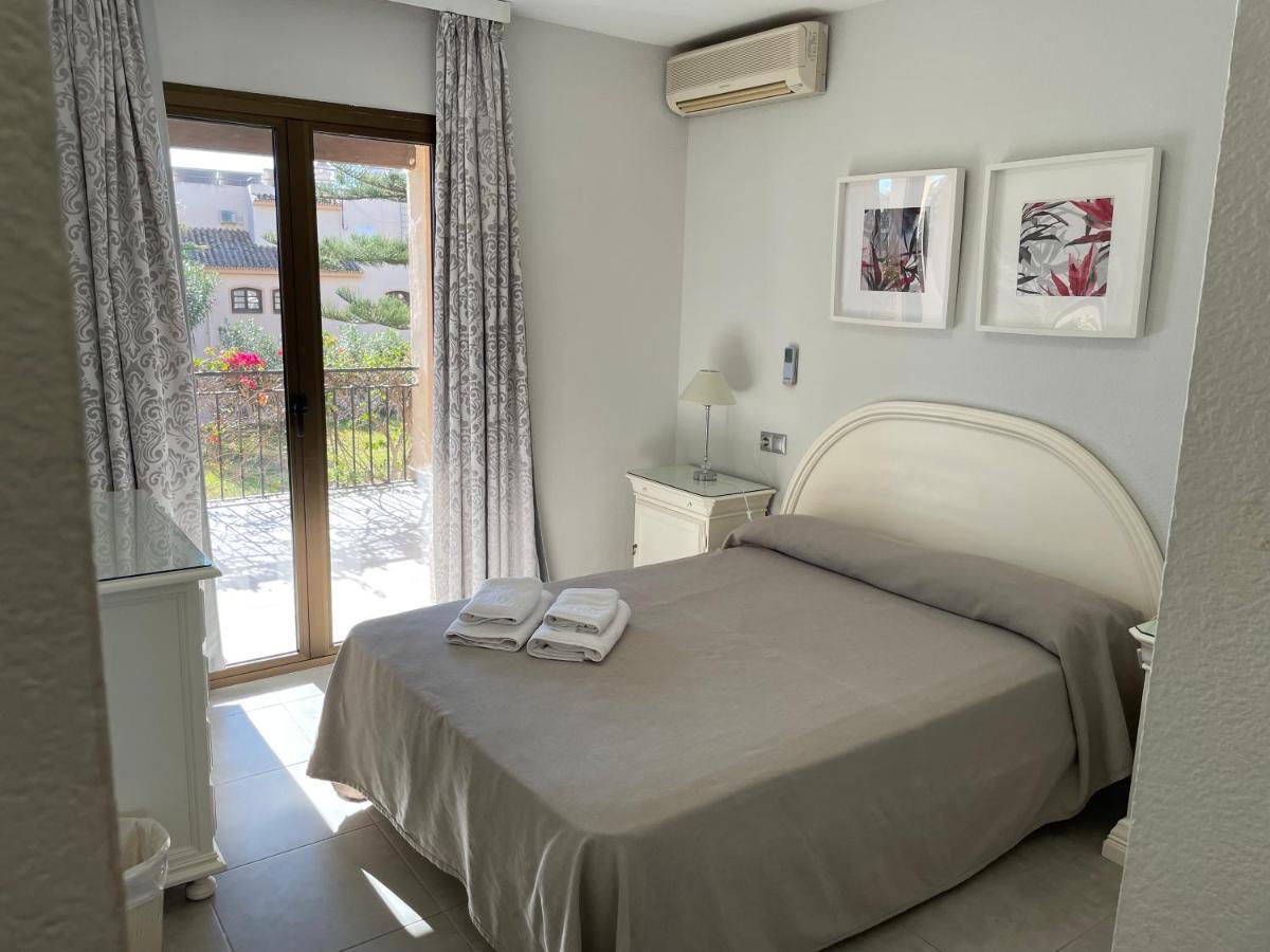 Apartamentos El Toro Marbella Bagian luar foto