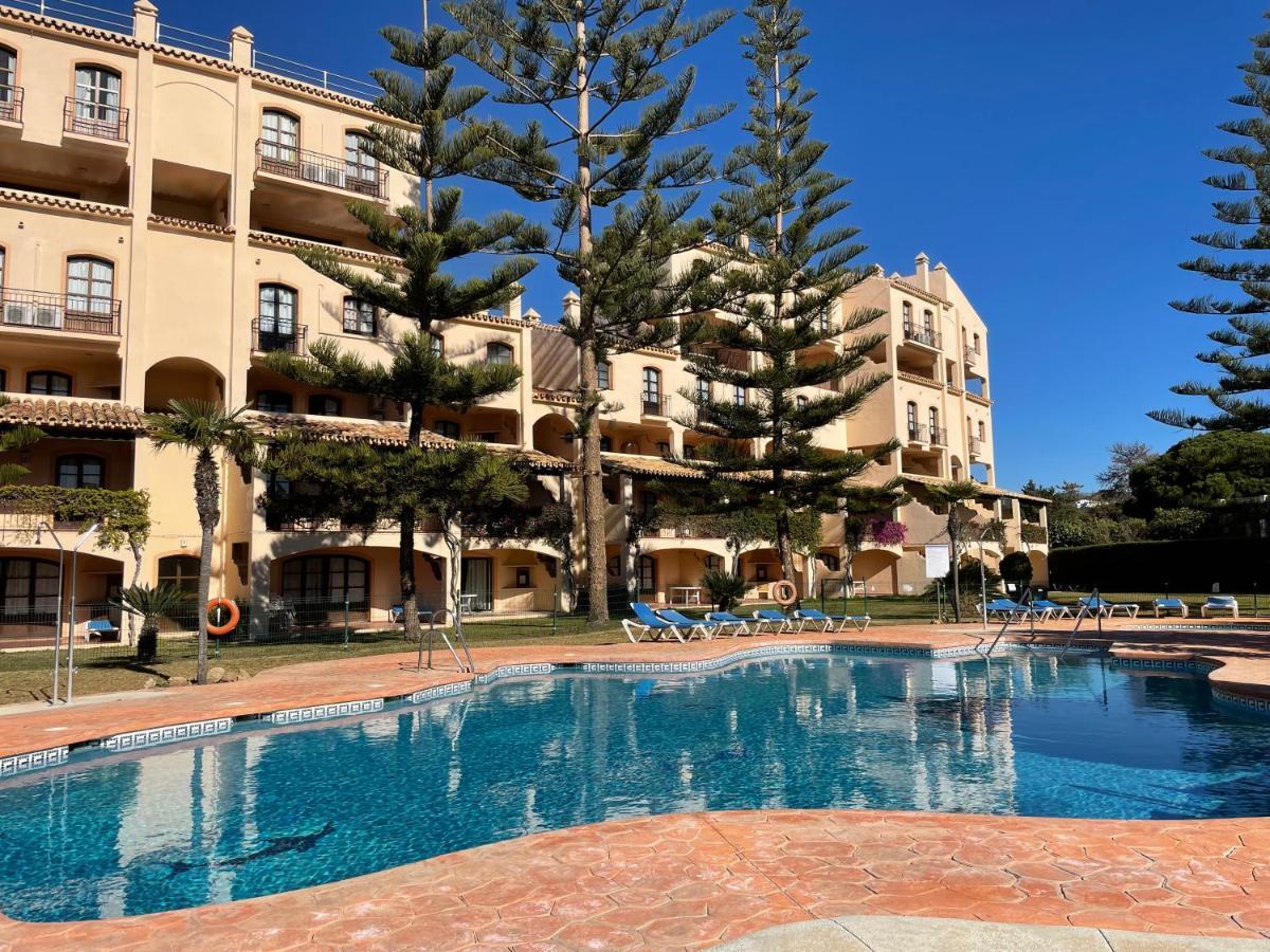 Apartamentos El Toro Marbella Bagian luar foto