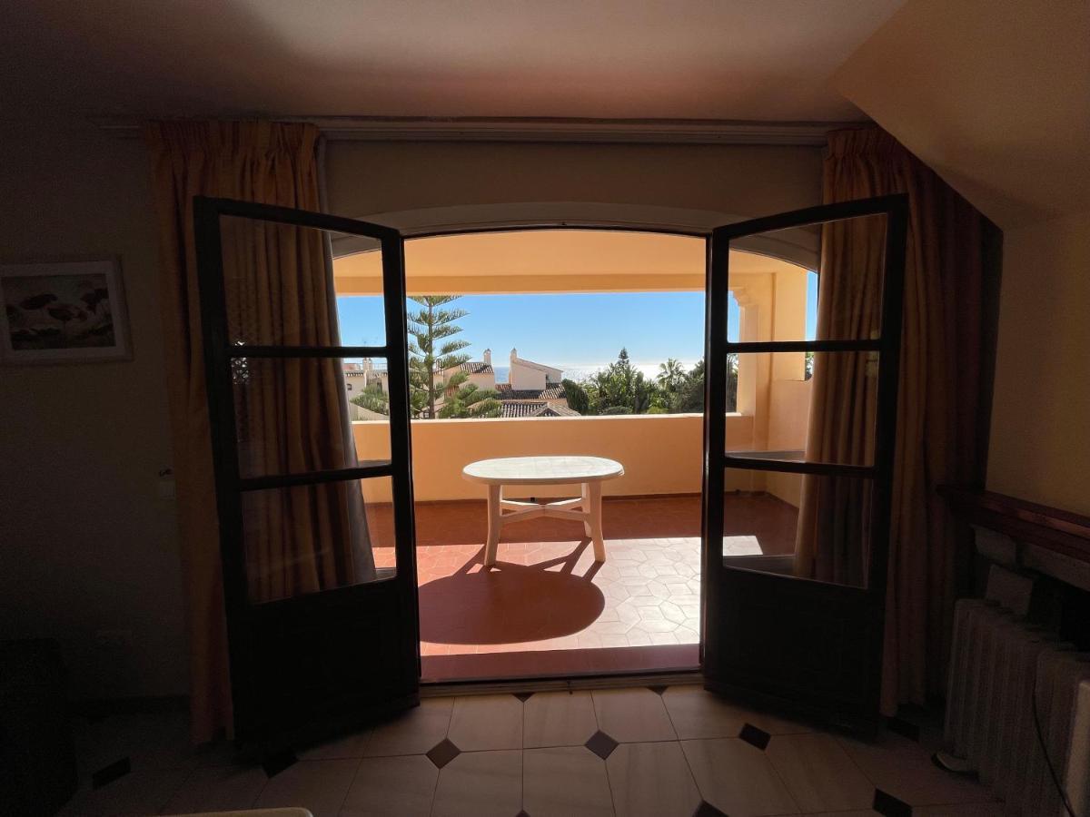 Apartamentos El Toro Marbella Bagian luar foto