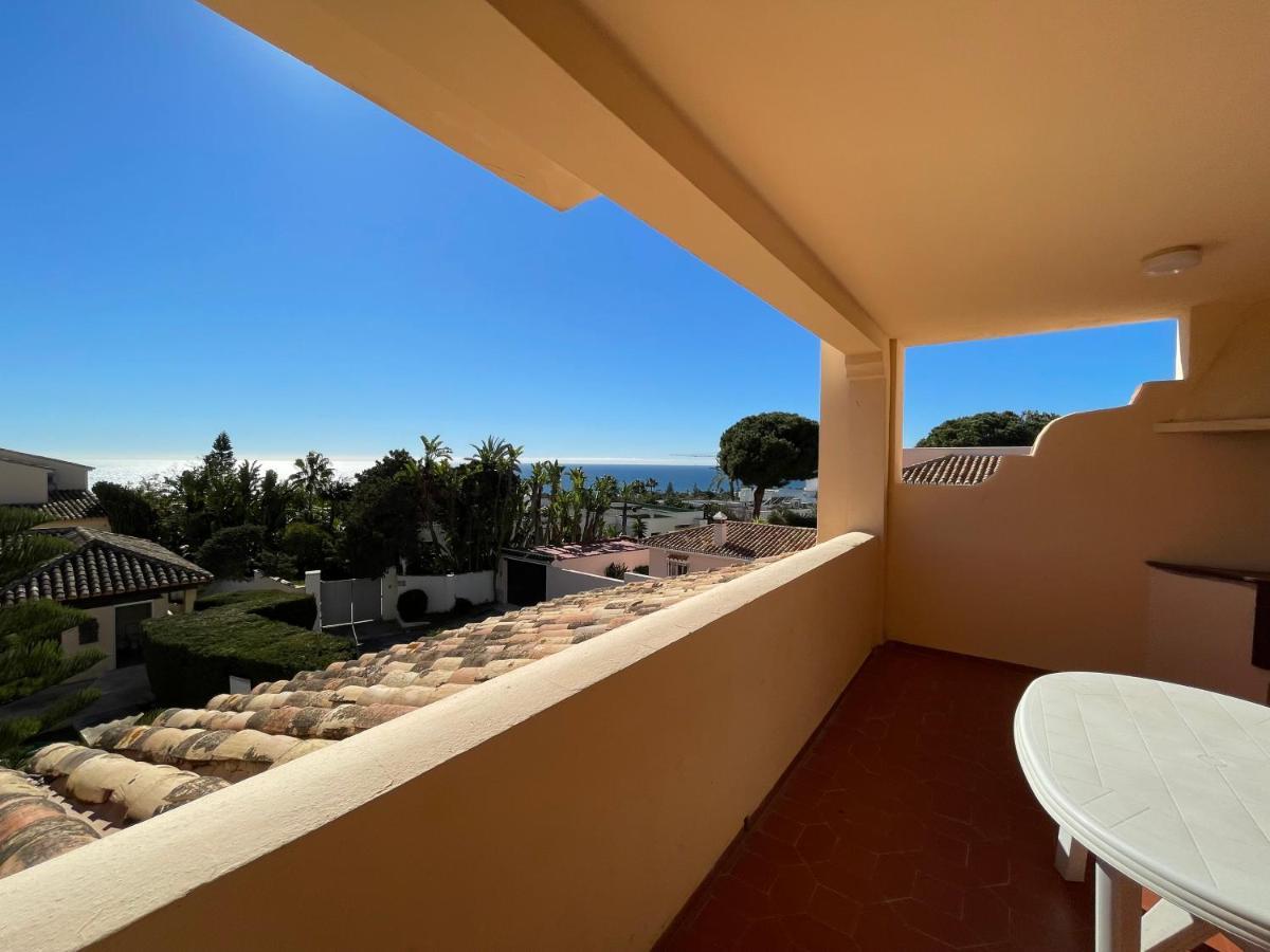 Apartamentos El Toro Marbella Bagian luar foto