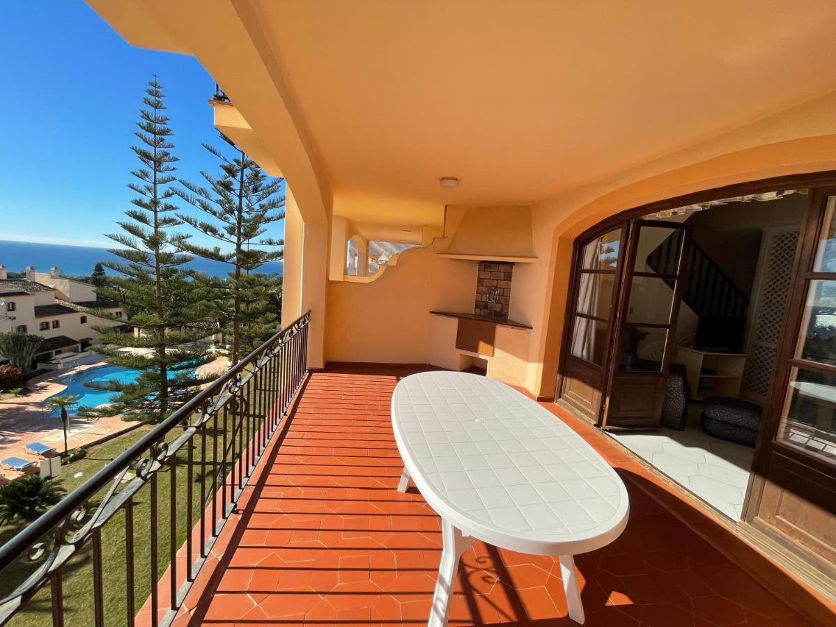 Apartamentos El Toro Marbella Bagian luar foto
