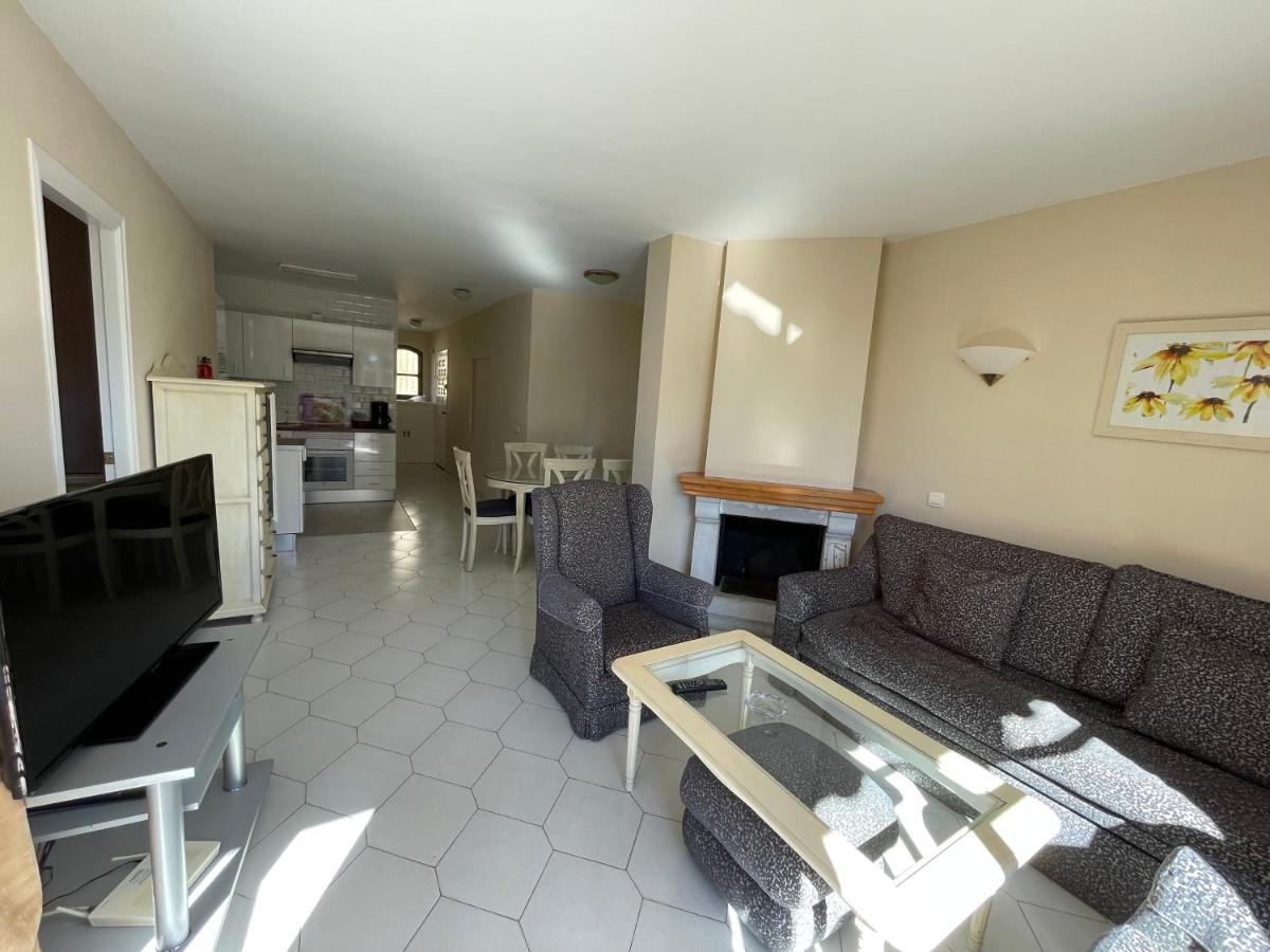 Apartamentos El Toro Marbella Bagian luar foto