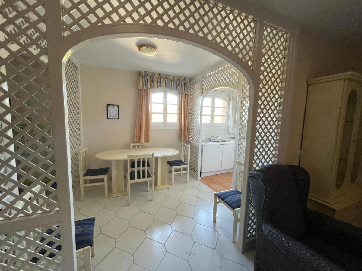 Apartamentos El Toro Marbella Bagian luar foto
