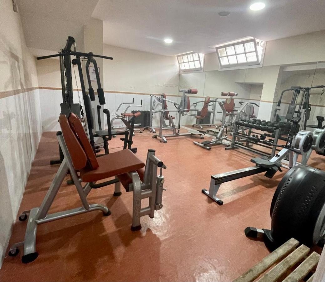 Apartamentos El Toro Marbella Bagian luar foto