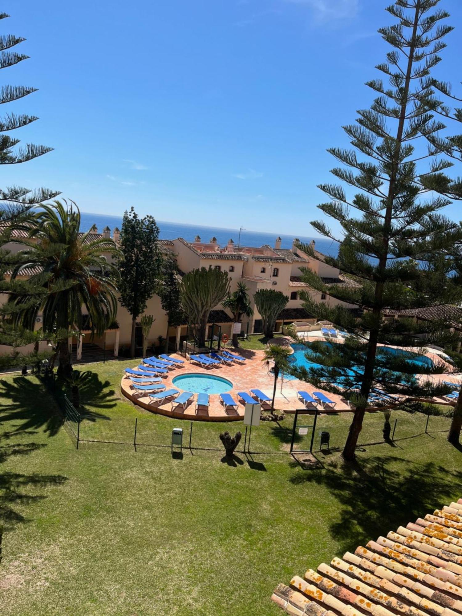 Apartamentos El Toro Marbella Bagian luar foto